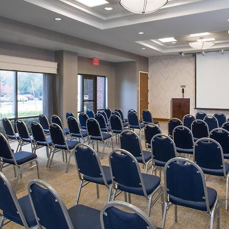 Springhill Suites Hampton Bagian luar foto